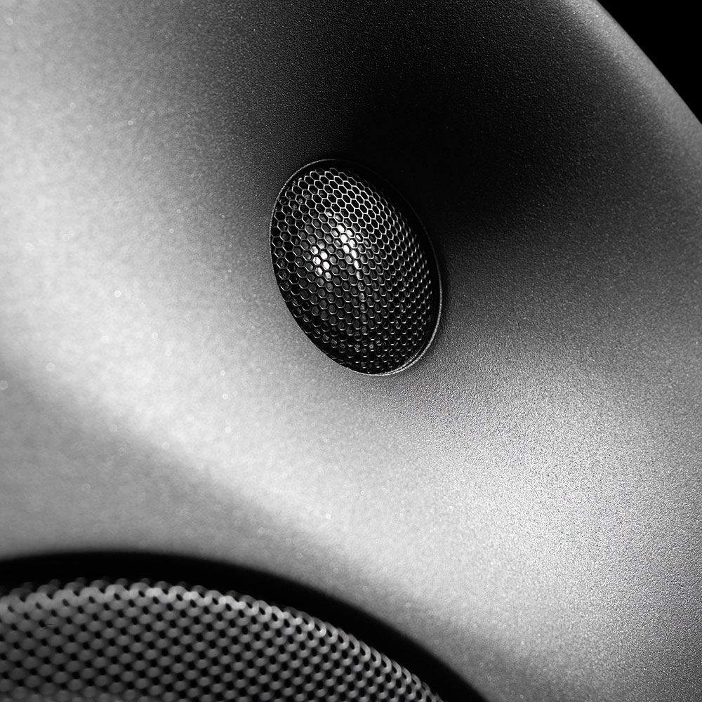 Powered with Genelec's Intelligent Signal Sensing (ISS)