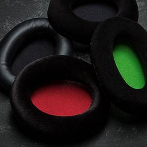interchangeable ear pads select the one that you like most