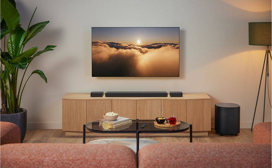 real-surround-sound-using-wireless-speakers-that-can-be-detached