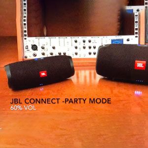 Multiple connectivity with other JBL devices