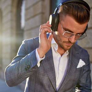 Business class communication with clear audio