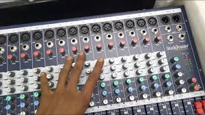 Â High-Quality Mixing Console